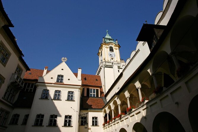 2 Hour Sightseeing Tour of Bratislava - Key highlights to look for on this Bratislava Old Town walk