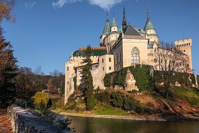 Bojnice Chateau and Cicmany Village Private Trip - Lunch break planning: how to make the most of your castle time