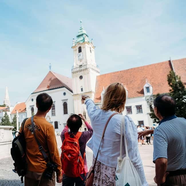 Bratislava: 1-Hour Small Group Walking Tour - Guide Quality and the Small-Group Advantage