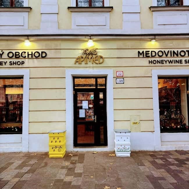 Bratislava: 30 Minute Mead and Honey Tasting Experience - Who should book this honey and mead experience