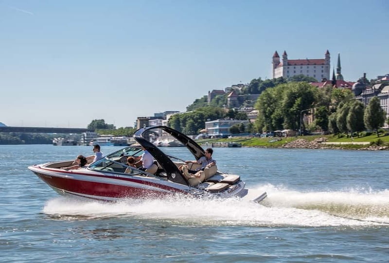 Bratislava by a Private Speedboat - Captain, comfort, and the little moments that make it fun