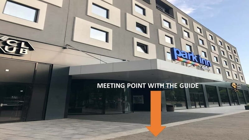 Bratislava: Grand City Guided Tour - Bratislava Castle and the Slavin Monument payoff views