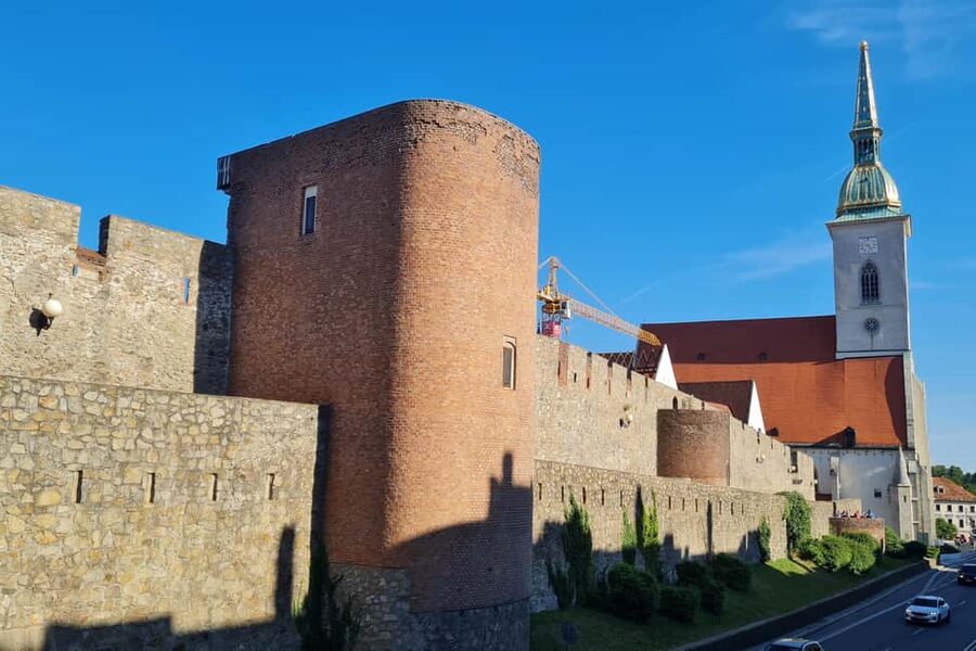 Bratislava: Old City History 2-hours Walking Tour - How the traditional sweet tasting fits into a 2-hour walk