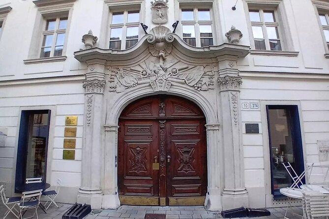 Bratislava’s Old Town: A Self-Guided Audio Tour - Primacial Palace: Napoleon’s generals and a single 1805 clue