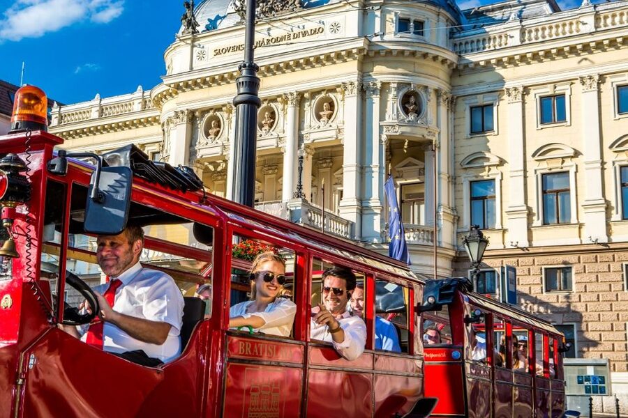 Bratislava: Sightseeing Bus Tour - Audio Commentary in 22+ Languages: How It Improves the Experience