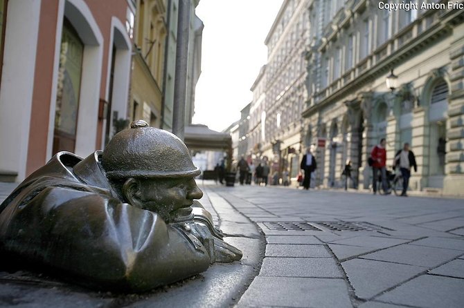 Bratislava walk tour with bonuses and castle 3€ + Tip, kids free - Obchodná (ulica) Street: the practical route for food, drinks, and smart souvenirs