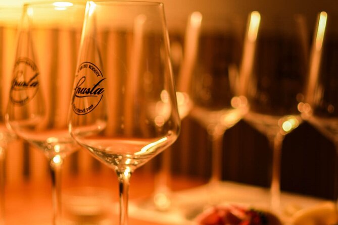 Bratislava Wine Tasting in City Center - Pace and expectations: why it feels relaxed