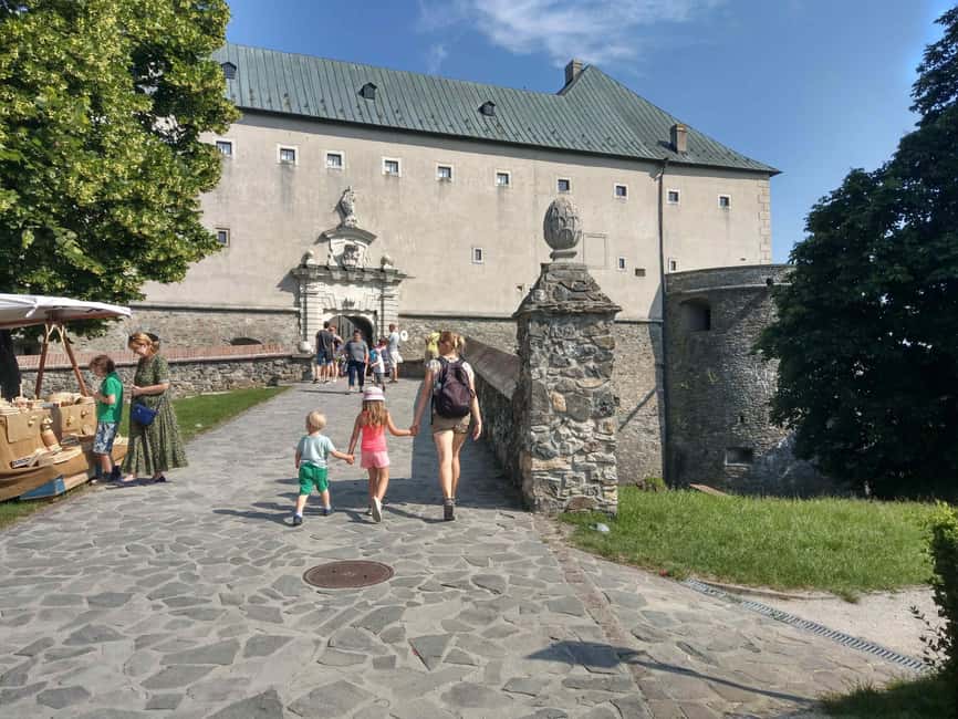 Castles, Čičmany & Bratislava - Červený Kameň Castle, Renaissance rooms and those underground cellars