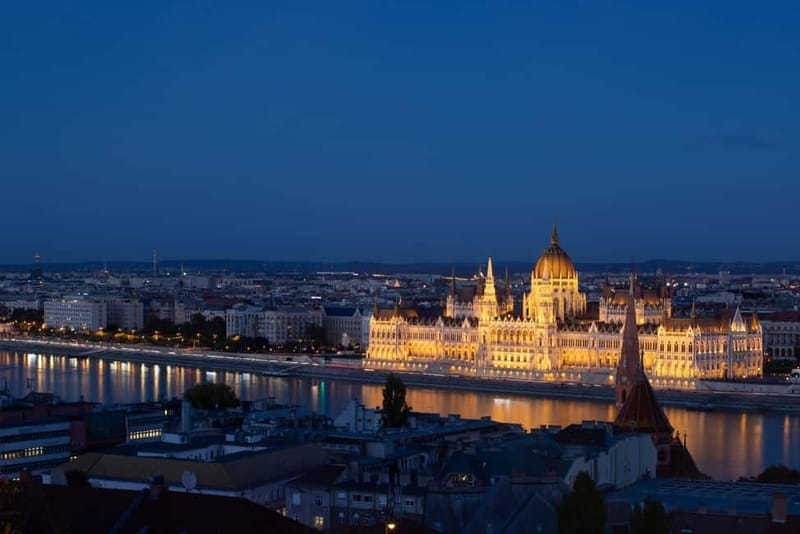 Day trips from Vienna: Bratislava and Budapest with Guide - The Transfer to Budapest: How the Day Stays Manageable