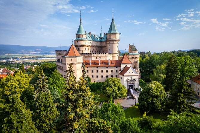 From Bratislava: Čičmany, Bojnice Palace & High Tatras Day Tour - What this day tour is really like from Bratislava