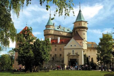 Čičmany, Bojnice Palace & High Tatras Day Tour