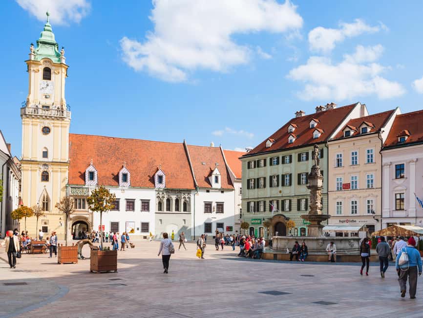 From Vienna: Bratislava and Budapest Guided Day Trip - Budapest in one afternoon: Buda and Pest icons, plus a flexible feel