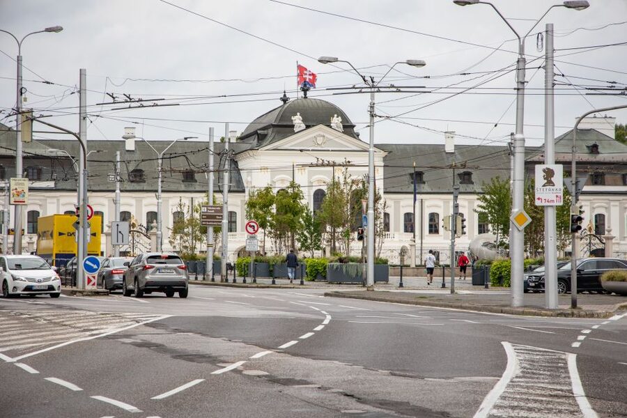 From Vienna: Bratislava Day Trip - Two Hours in the Historic Center: Old Town Landmarks You Can Still Find Later