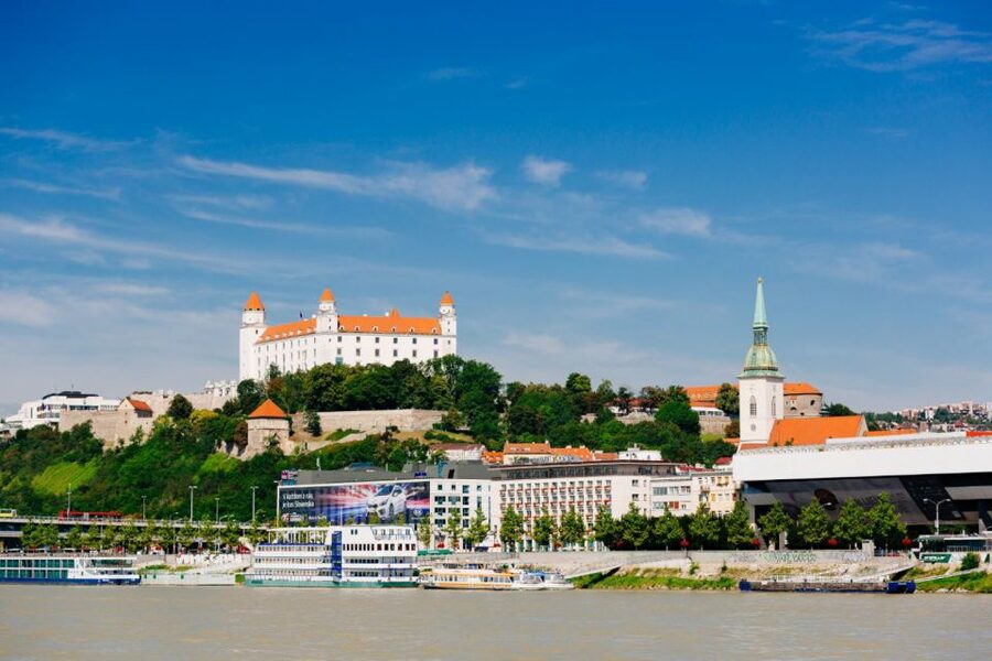 From Vienna: Guided Tour to Bratislava with Speed Boat Ride - Vienna to Bratislava by coach: smooth start, easy handoff