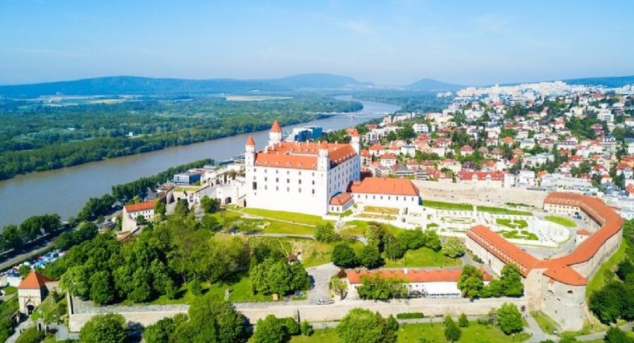 From Vienna: Private Day Tour of Devin Castle & Bratislava - Value and Price: When $799 Makes Sense (and When It Doesn’t)
