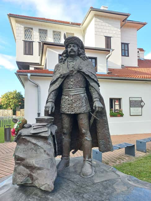 Košice: Guided Walking Tour - From Villa Cassa to the Day of Košice Coat of Arms