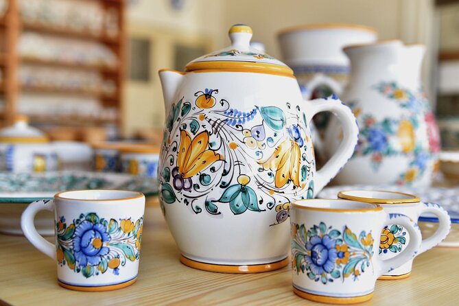 Majolica Manufactory Tour in Modra - Stop 2 workshop: painting on raw glaze (your chance to make it)