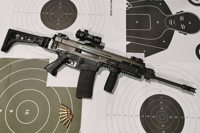 Military Guns Shooting Experience with GunMates Bratislava - The guide experience, including Lukas and a bonus local tip