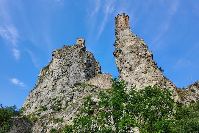 Nearly All of Bratislava in 6 hours - Private Tour with Minivan - Old Town reset: lunch or coffee, then back to the highlights