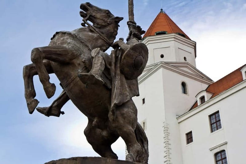 Slovak National Museum with Bratislava Castle Private Tour - The 2-hour private format: how the guide changes everything