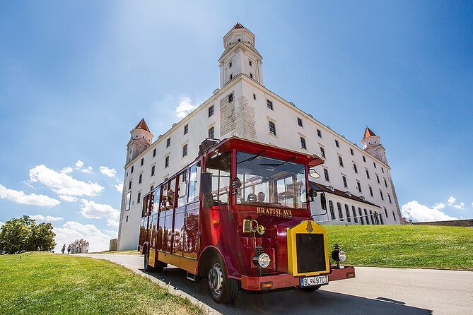 UFO & Blue Church Tour and Big Castle Tour Combo - Presporacik ride: how the old-school transport works