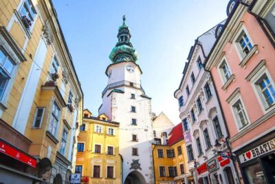 Guided Bratislava & Devín Castle Tour via Hainburg